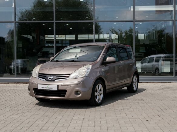2010 Nissan Note I Рестайлинг, коричневый
