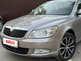 2010 Skoda Octavia II (A5) Рестайлинг, серый, 699000 рублей, вид 3