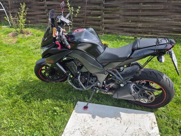2014 Kawasaki Z 1000, чёрный, 790000 рублей