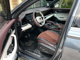 2023 Geely Monjaro (Xingyue L) I, серый, 2950000 рублей, вид 4