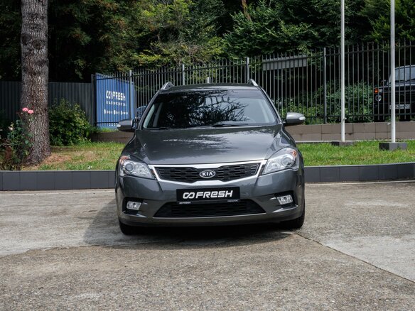2010 Kia Ceed I Рестайлинг, серебристый - вид 2