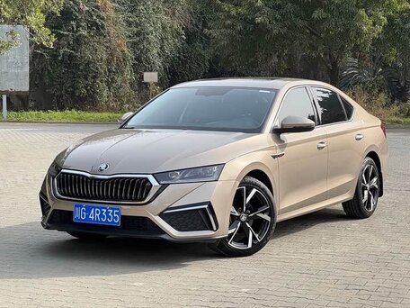 Skoda Octavia IV (A8)
