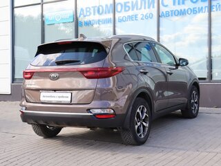 2021 Kia Sportage IV Рестайлинг, коричневый, 2345000 рублей, вид 5