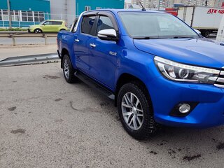 2015 Toyota Hilux VIII, синий, 3000000 рублей, вид 1