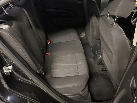 2014 Chevrolet Aveo II, чёрный, 510000 рублей - вид 16