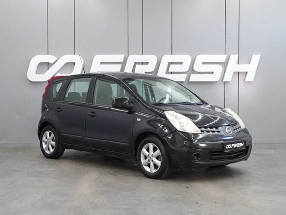 2008 Nissan Note I, чёрный