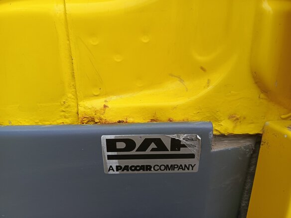 2007 DAF XF 105, жёлтый, 4000000 рублей - вид 23
