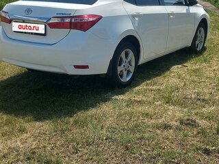 2016 Toyota Corolla XI (E160, E170, E180) Рестайлинг 1, белый, 1445000 рублей, вид 4