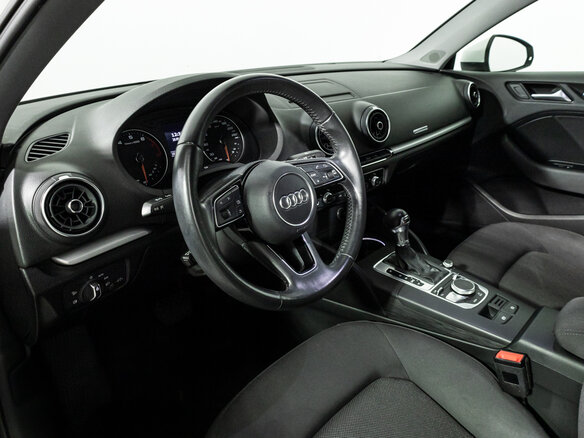 2018 Audi A3 III (8V) Рестайлинг, белый, 1919700 рублей - вид 10