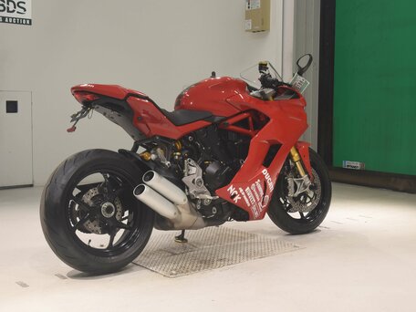2018 Ducati Supersport, красный, 950000 рублей, вид 5
