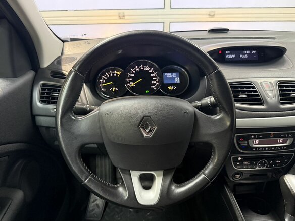 2012 Renault Fluence I, чёрный - вид 10