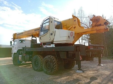 2021 Ивановец КС-45717, белый, 9500000 рублей, вид 5