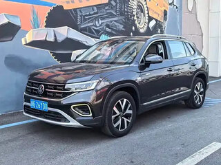 2023 Volkswagen Tayron I Рестайлинг, чёрный, 2350000 рублей, вид 1