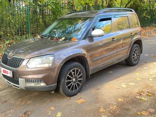 2015 Skoda Yeti I Рестайлинг, коричневый, 1320000 рублей, вид 1