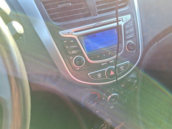 2012 Hyundai Solaris I, серебристый, 770000 рублей - вид 5