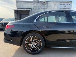 2025 Mercedes-Benz E-Класс 300 VI (W214, S214), чёрный, 11550000 рублей, вид 4