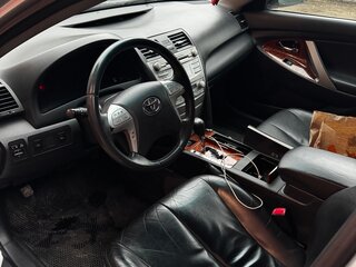 2010 Toyota Camry VI (XV40) Рестайлинг, серебристый, 880000 рублей, вид 4
