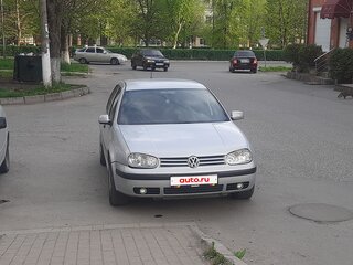 1999 Volkswagen Golf IV, серебристый, 280000 рублей, вид 2