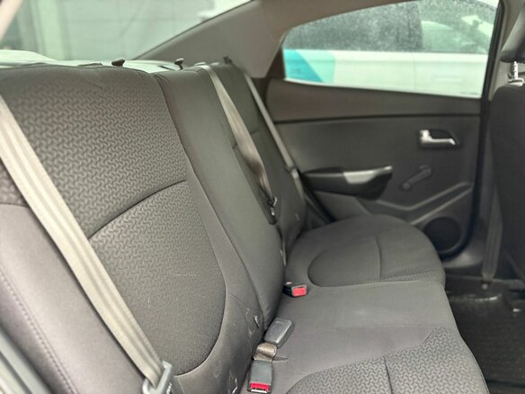 2014 Kia Rio III, чёрный, 585000 рублей - вид 15