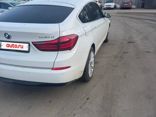 2013 BMW 5 серии Gran Turismo 530d xDrive VI (F10/F11/F07) Рестайлинг, белый, 2140000 рублей, вид 4