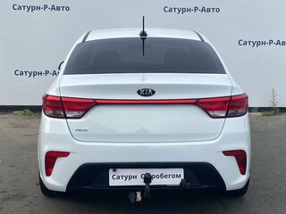 2019 Kia Rio IV, белый, 1350000 рублей, вид 5