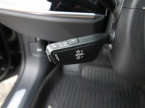 2019 Audi A8 55 TFSI IV (D5), чёрный, 3845000 рублей - вид 23