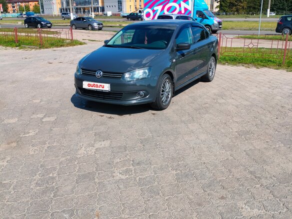 2013 Volkswagen Polo V, серый, 650000 рублей