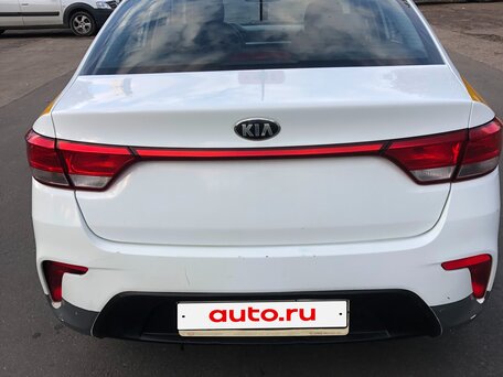 2019 Kia Rio IV, белый, 615000 рублей, вид 3