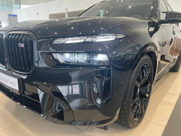 2026 BMW X7 M60i I (G07) Рестайлинг, чёрный, 22200000 рублей - вид 7
