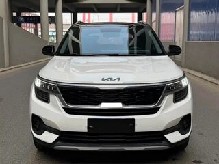 2023 Kia KX3, белый, 1790000 рублей, вид 2