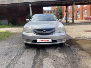 2004 Toyota Crown Majesta IV (S180), серебристый, 420000 рублей, вид 2