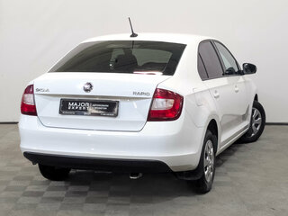 2019 Skoda Rapid I Рестайлинг, белый, 845000 рублей, вид 5