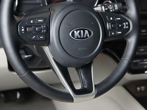 2018 Kia Carnival III, чёрный - вид 13