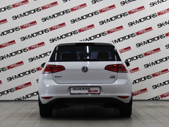 2013 Volkswagen Golf VII, белый, 995170 рублей - вид 4