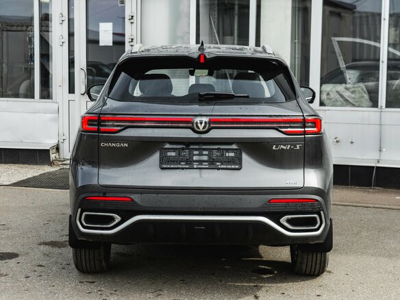 2026 Changan UNI-S I Рестайлинг, серый - вид 4