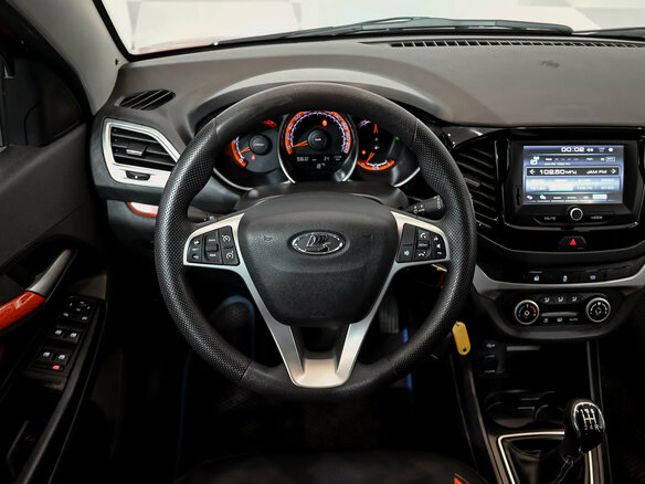 2019 Lada (ВАЗ) Vesta SW Cross I, оранжевый - вид 13