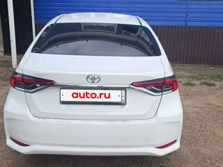 2022 Toyota Corolla XII (E210), белый, 1750000 рублей, вид 2