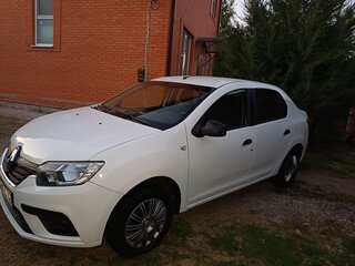 2017 Renault Logan II, белый, 485000 рублей, вид 1