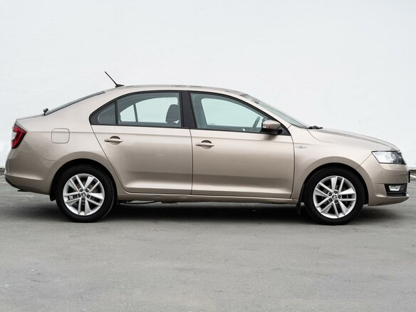 2019 Skoda Rapid I Рестайлинг, бежевый, 1340000 рублей - вид 4