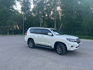 2017 Toyota Land Cruiser Prado 150 Series Рестайлинг 2, белый, 4999999 рублей, вид 5