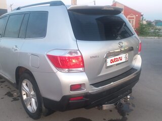 2012 Toyota Highlander II (XU40) Рестайлинг, серебристый, 1820000 рублей, вид 4