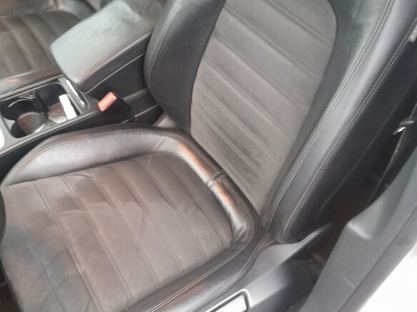 2010 Volkswagen Passat B6, серебристый, 750000 рублей - вид 11