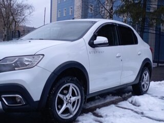 2020 Renault Logan Stepway II Рестайлинг, белый, 900000 рублей, вид 4