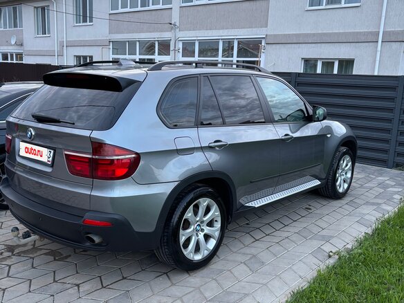 2010 BMW X5 30i II (E70), серый, 1850000 рублей - вид 3