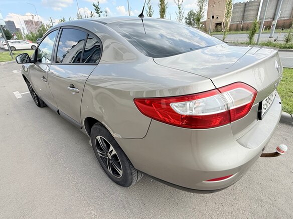 2012 Renault Fluence I, бежевый, 300000 рублей - вид 6