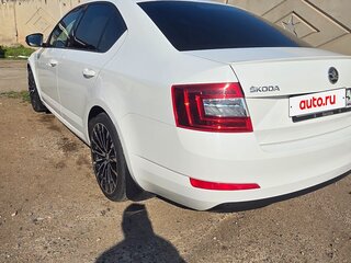 2014 Skoda Octavia III (A7), белый, 1600000 рублей, вид 4