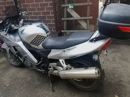 2003 Honda CBR 1100 XX, серебристый, 475000 рублей, вид 3