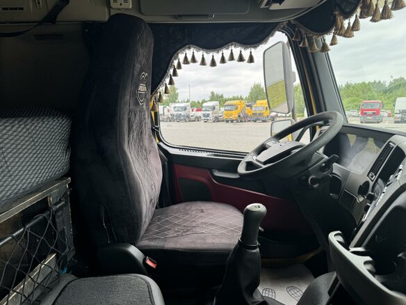 2017 Volvo FM, жёлтый, 5000000 рублей - вид 15