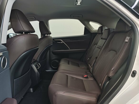 2022 Lexus RX 300 IV Рестайлинг, белый, 5600000 рублей - вид 17