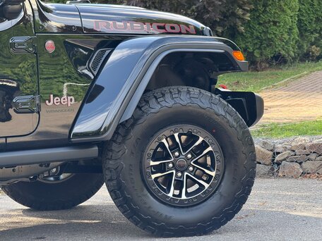 2026 Jeep Wrangler IV (JL) Рестайлинг, чёрный, 8290000 рублей, вид 3